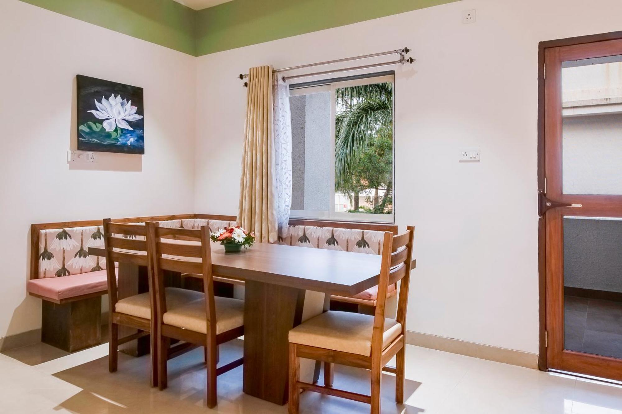 Hotel Sterling Stolen Heaven Lonavala Camera foto