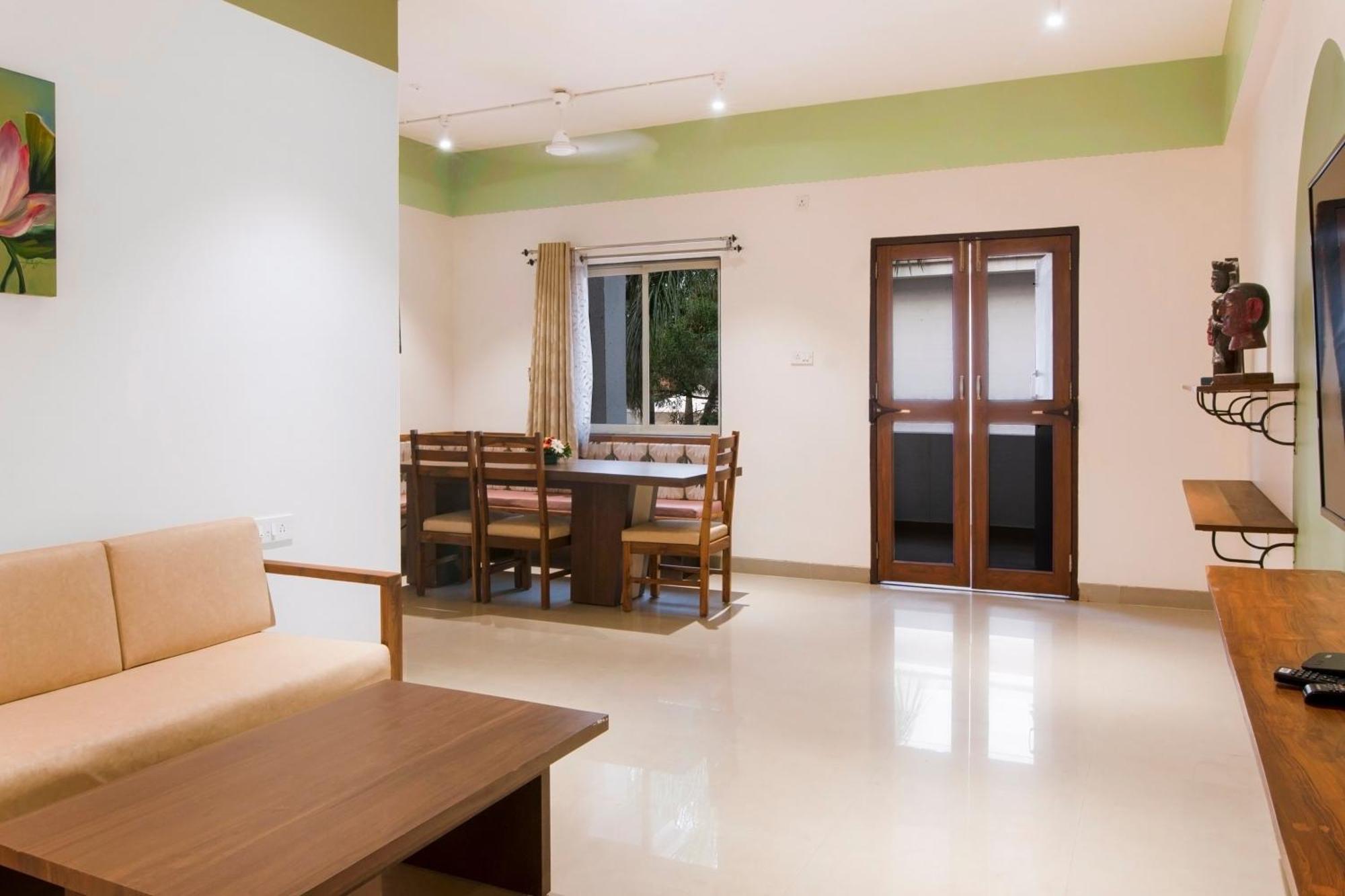 Hotel Sterling Stolen Heaven Lonavala Camera foto